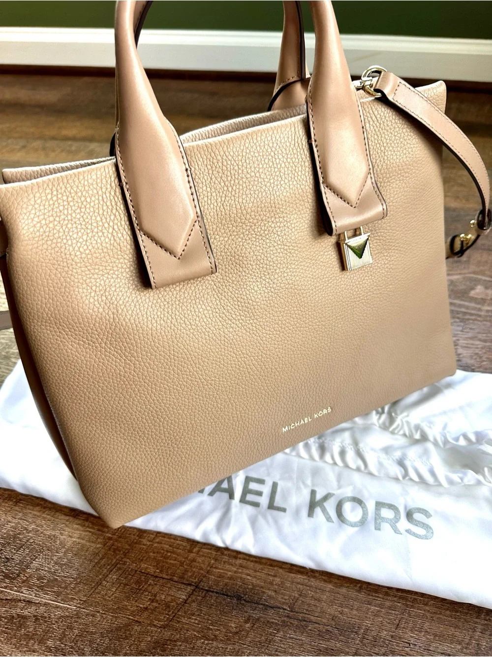 NEW Michael Kors Rollins satchel in taupe. Retails for $368